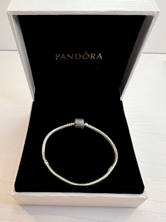 Pulsera Moments Cadena de Serpiente con cierre de firma