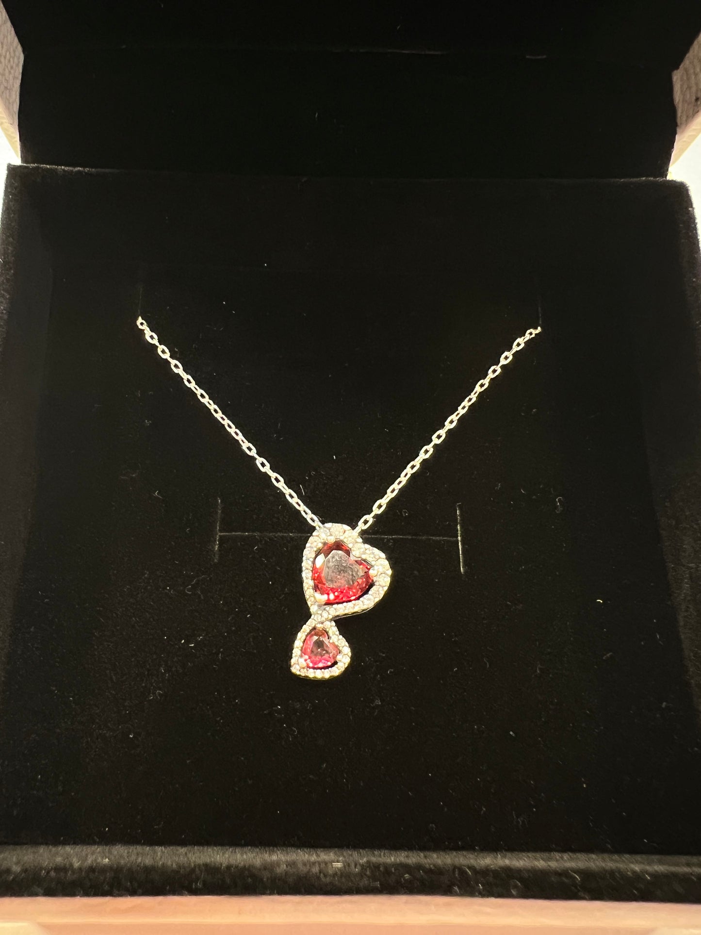 Collar Halo Rojo Corazones