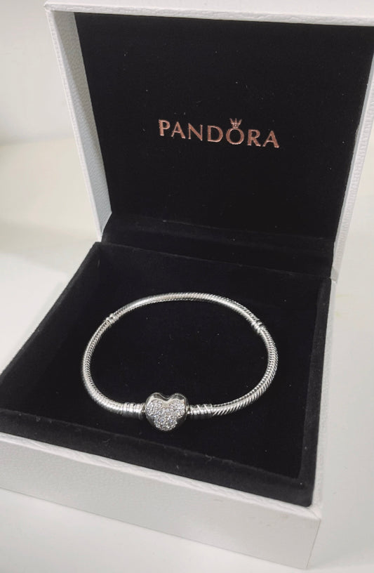Pulsera Moments Mickey Disney con Cierre Corazón de Brillantes