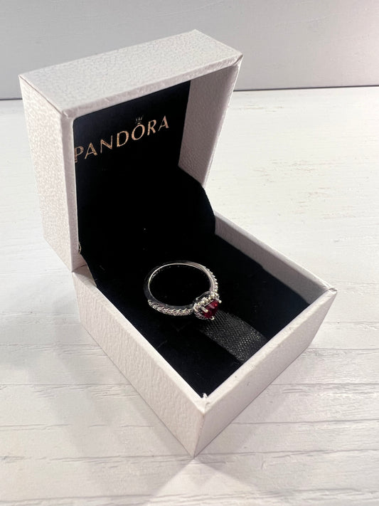 Anillo Corazón Rojo en Relieve